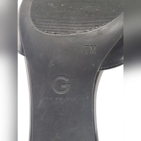 GBG Sandals Black 6 In Heel. EUC - Picture 5 of 9